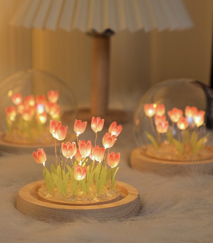 1pc DIY Tulip Night Lamp, Handmade Flower Table Lamp, With Glass Dome Cute Bedroom Sleep Lamp, For Home Room Coffee Table Courtyard Garden Decoration
